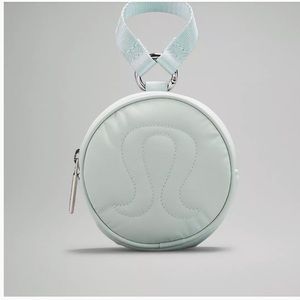Lululemon Logo Coin Pouch in Ocean Air